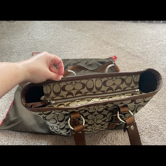 Coach tote - Picture 4 of 6